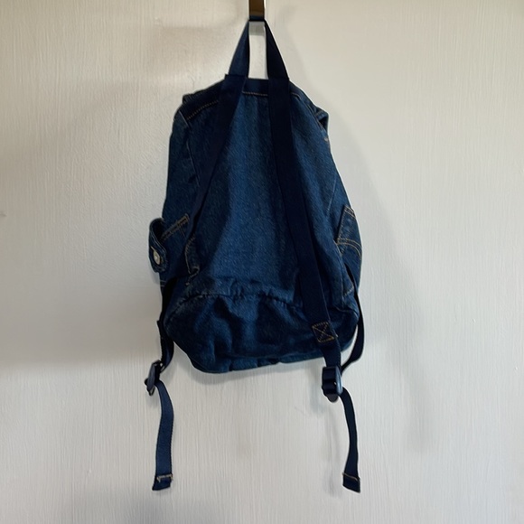 Levi’s Red Label backpack. - Picture 4 of 8